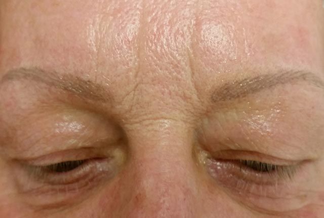 Permanent Make-up Augen