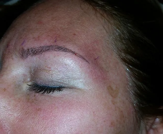 Permanent Make-up Augenbrauen