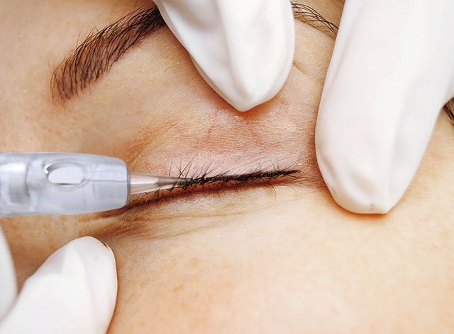 Permanent Make-Up Lidstrich